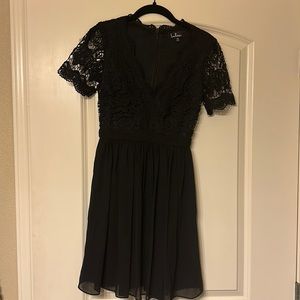Lulu’s XS Black Dress